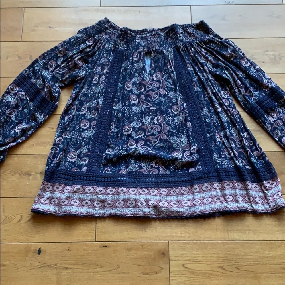 Knox Rose off the shoulder top XLG blue n pink